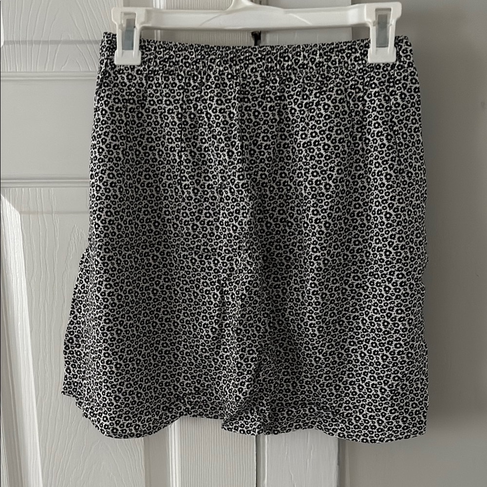 Black and White Floral Skirt